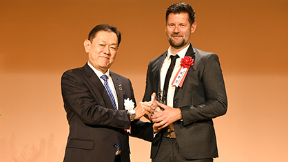 Appearance at the award ceremony2