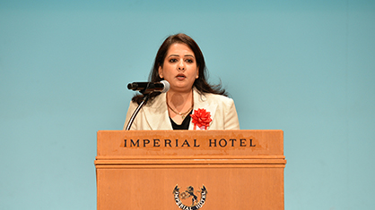 Appearance at the award ceremony1