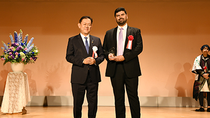Appearance at the award ceremony2