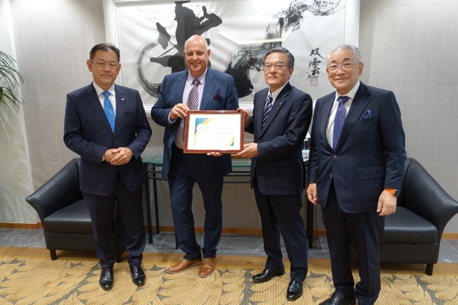 President & CEO Shimada and Senior Executive Vice President Kawazoe from NTT welcomed Steve Nunn, CEO of The Open Group, and Junkyo Fujieda