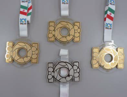 写真：情報オリンピックの4つのメダル