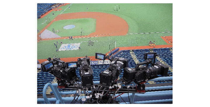 球場に設置されたカメラ