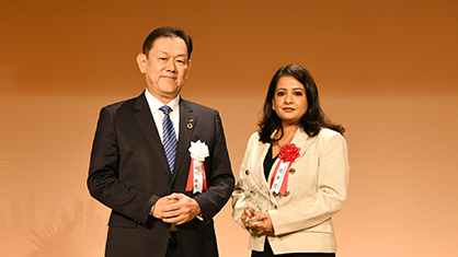 授賞式登壇の様子2