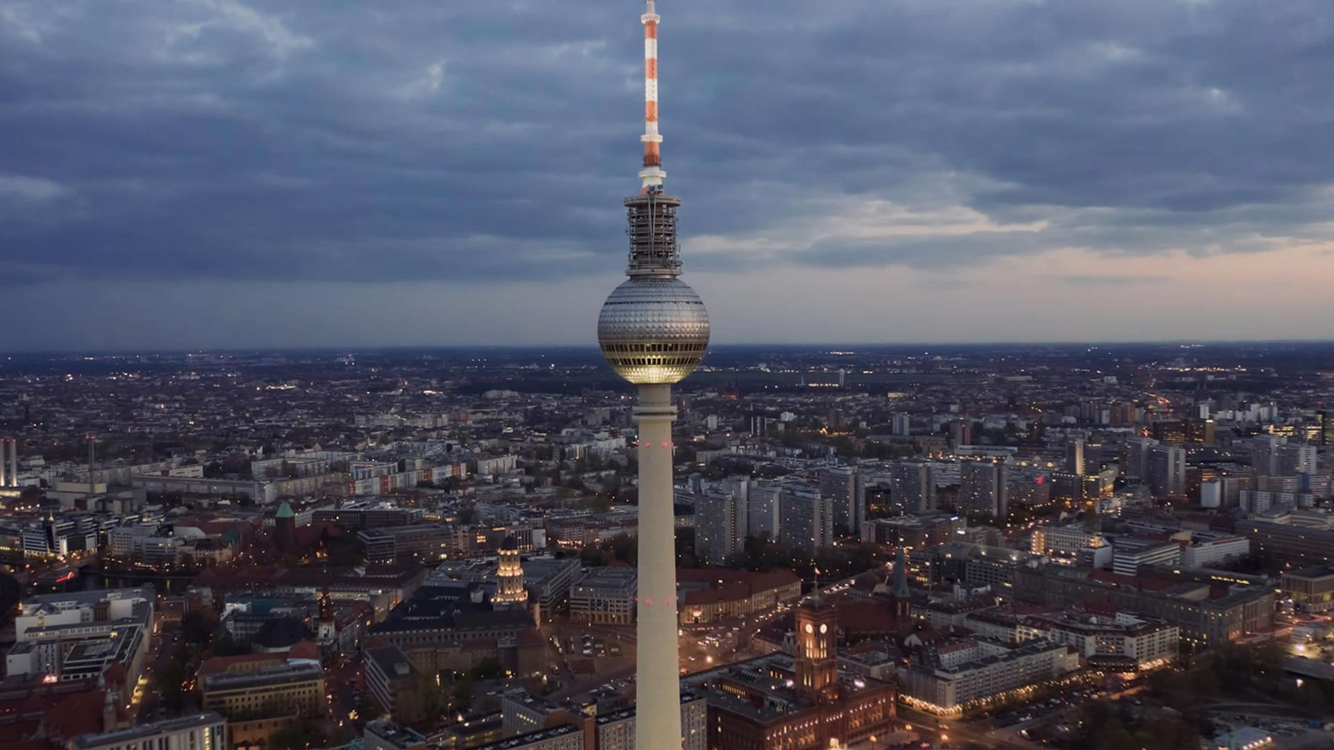 ”ベルリンの排熱回収”のイメージ画像 / Image of ”Waste heat recovery in Berlin”