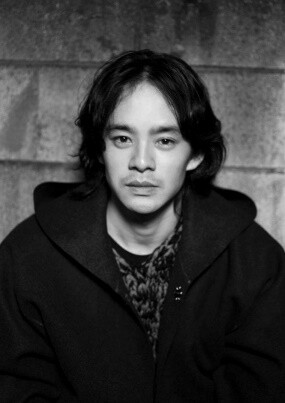 池松壮亮の写真
